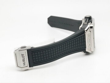 Hublot Square Bang Unico Titanium 821.NX.0170.RX