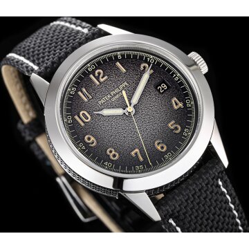 Patek Philippe Calatrava 5226G-001