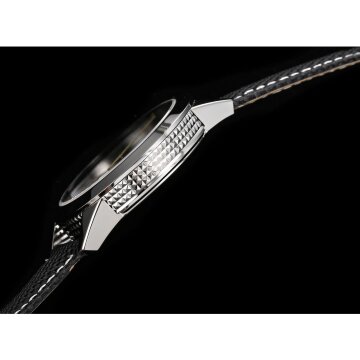 Patek Philippe Calatrava 5226G-001