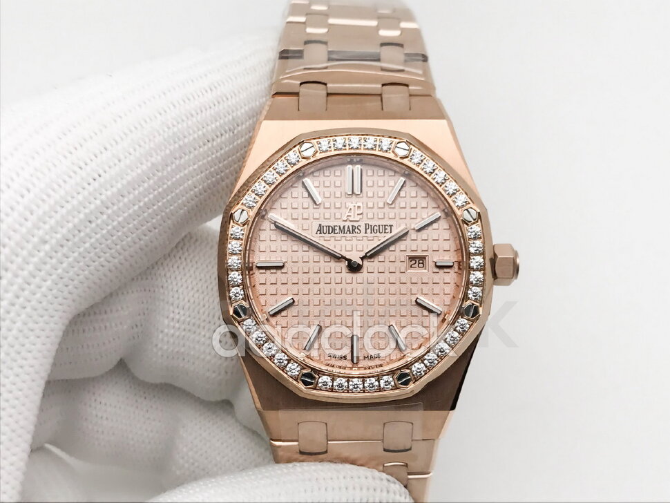 Audemars Piguet Royal Oak Quartz 67651OR.ZZ.1261OR.03 Арт. AP-0298 Арт. AP-0298