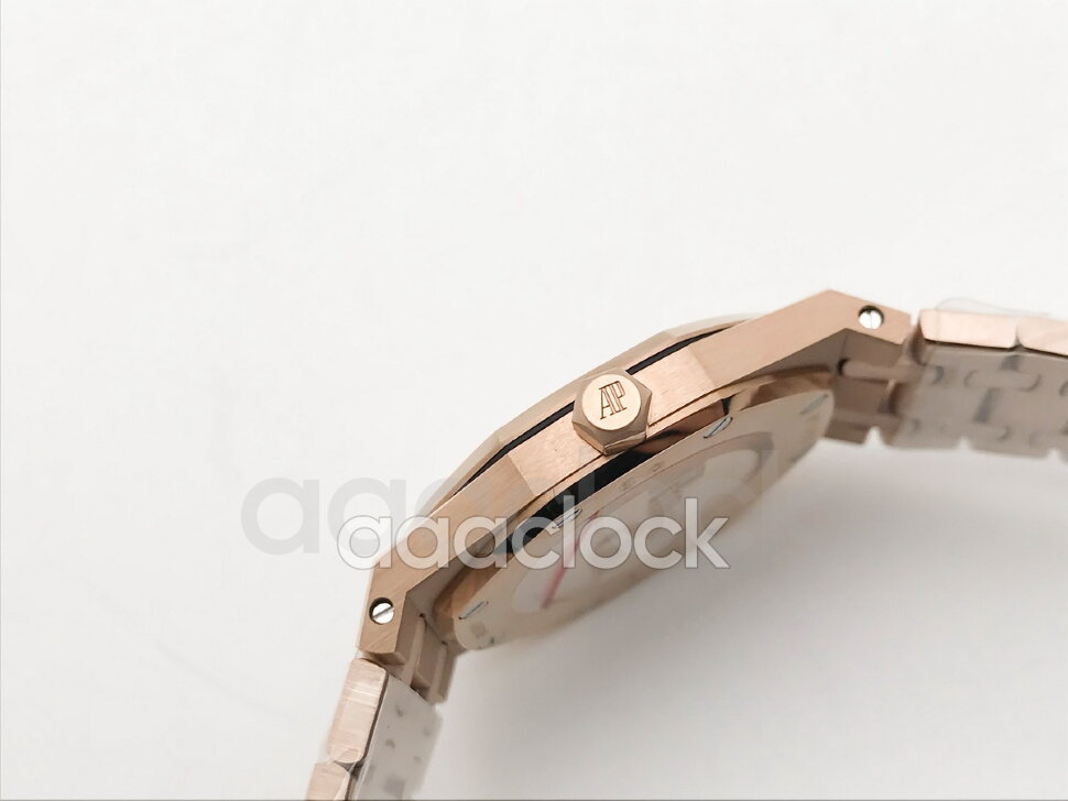Audemars Piguet Royal Oak Quartz 67651OR.ZZ.1261OR.03 Арт. AP-0298 Арт. AP-0298