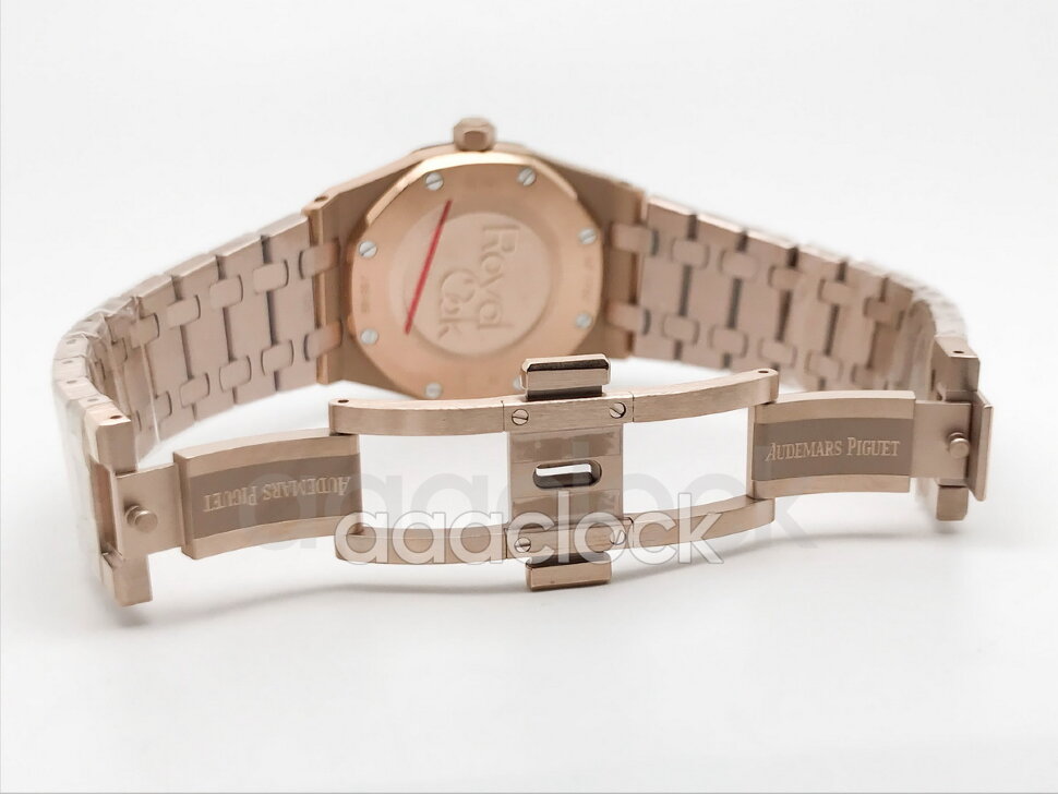 Audemars Piguet Royal Oak Quartz 67651OR.ZZ.1261OR.03 Арт. AP-0298 Арт. AP-0298