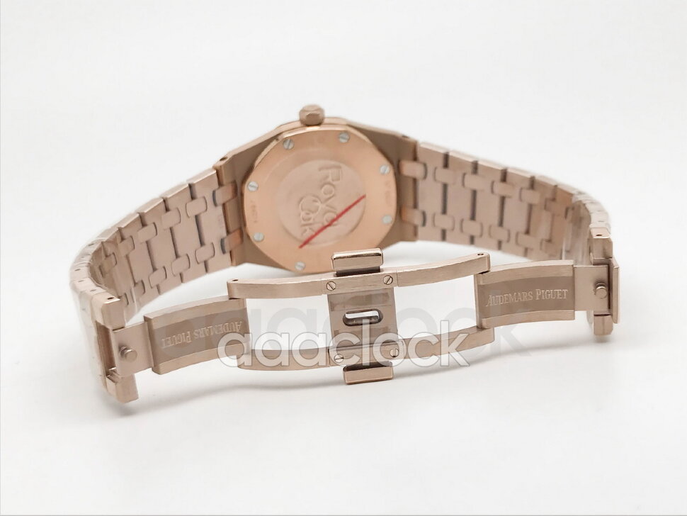Audemars Piguet Royal Oak Quartz 67651OR.ZZ.D010CA.01 Арт. AP-0300 Арт. AP-0300
