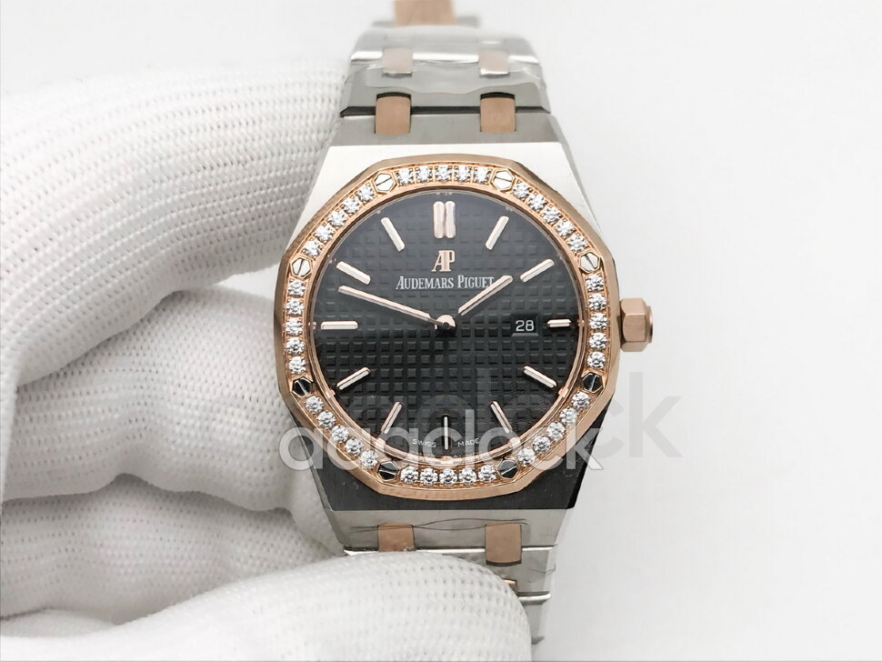 Audemars Piguet Royal Oak Quartz 67651ST.ZZ.D002CR.02 Арт. AP-0310 Арт. AP-0310