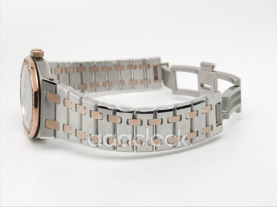 Audemars Piguet Royal Oak Quartz 67651ST.ZZ.D002CR.02 Арт. AP-0310 Арт. AP-0310
