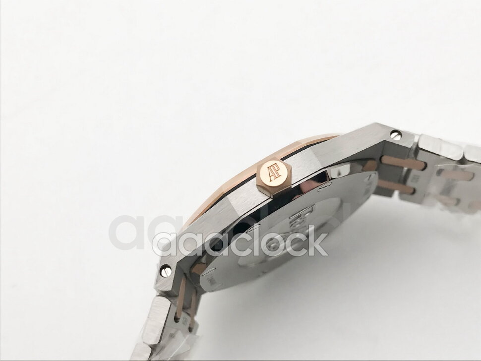 Audemars Piguet Royal Oak Quartz 67651ST.ZZ.D002CR.02 Арт. AP-0310 Арт. AP-0310