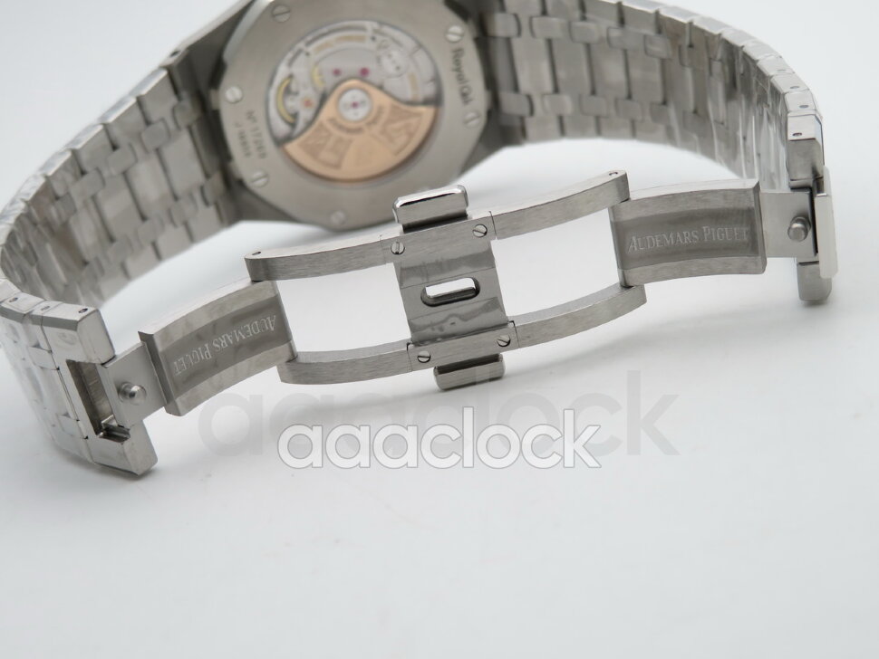 Audemars Piguet Royal Oak Automatic 15400ST.OO.1220ST.03 Арт. AP-0075 Арт. AP-0075