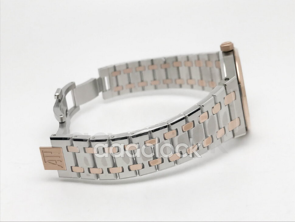 Audemars Piguet Royal Oak Quartz 67651ST.ZZ.D002CR.03 Арт. AP-0311 Арт. AP-0311