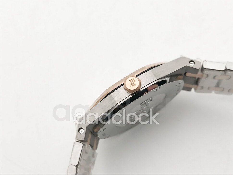 Audemars Piguet Royal Oak Quartz 67651ST.ZZ.D002CR.03 Арт. AP-0311 Арт. AP-0311