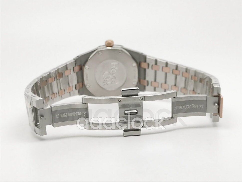Audemars Piguet Royal Oak Quartz 67651ST.ZZ.D002CR.03 Арт. AP-0311 Арт. AP-0311