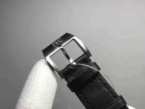 IWC Pilots Watch Mark XVIII IW327001