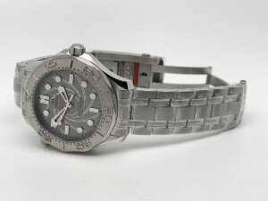 Omega Seamaster Diver 300M Aston Martin Neiman Marcus 210.93.42.20.99.001