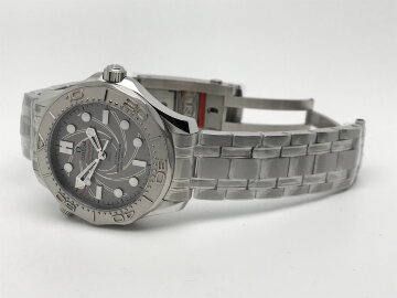 Omega Seamaster Diver 300M Aston Martin Neiman Marcus 210.93.42.20.99.001