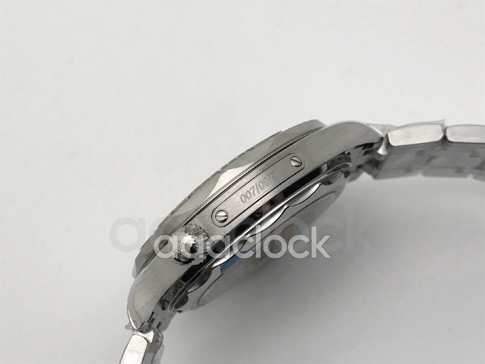 Omega Seamaster Diver 300M Aston Martin Neiman Marcus 210.93.42.20.99.001 Арт. OM-1813 Арт. OM-1813