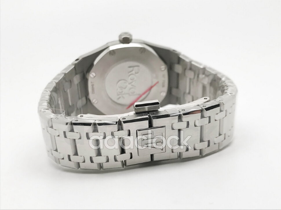 Audemars Piguet Royal Oak Quartz 67651ST.ZZ.D002CR.04 Арт. AP-0312 Арт. AP-0312