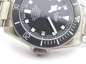 Tudor Pelagos LHD 25610TNL