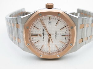 Audemars Piguet Royal Oak Automatic 15400SR.OO.1220SR.01