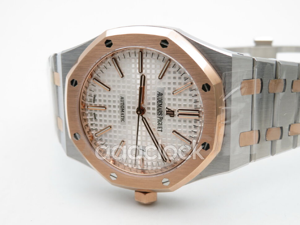 Audemars Piguet Royal Oak Automatic 15400SR.OO.1220SR.01 Арт. AP-0072 Арт. AP-0072
