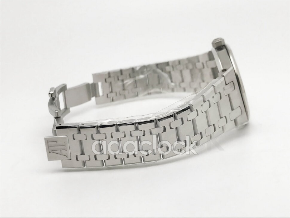 Audemars Piguet Royal Oak Quartz 67651IP.ZZ.1261IP.02 Арт. AP-0296 Арт. AP-0296