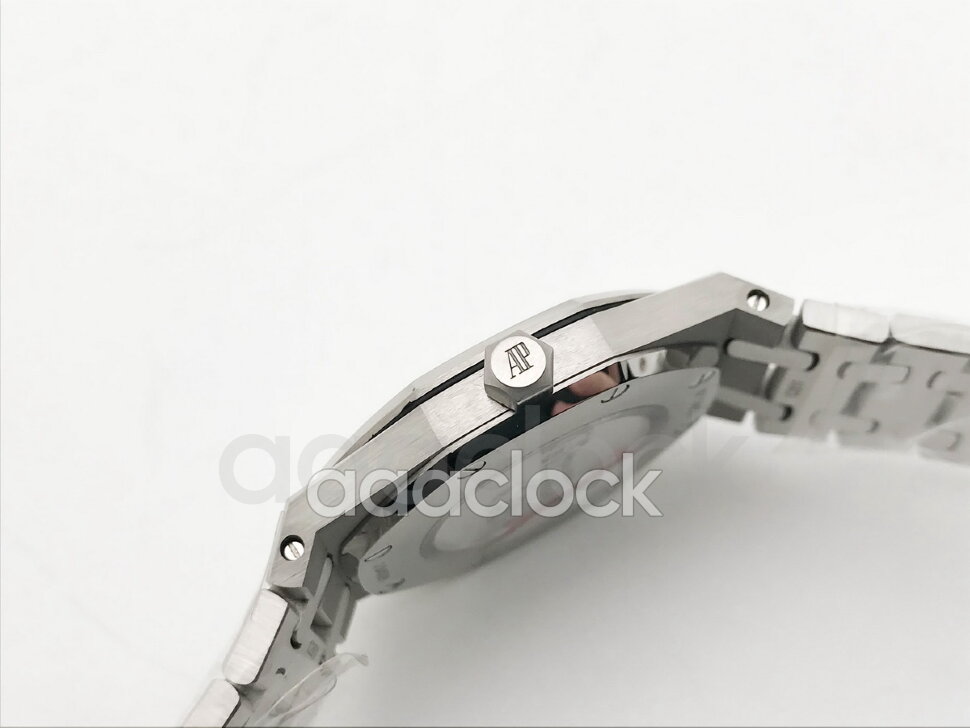 Audemars Piguet Royal Oak Quartz 67651IP.ZZ.1261IP.02 Арт. AP-0296 Арт. AP-0296