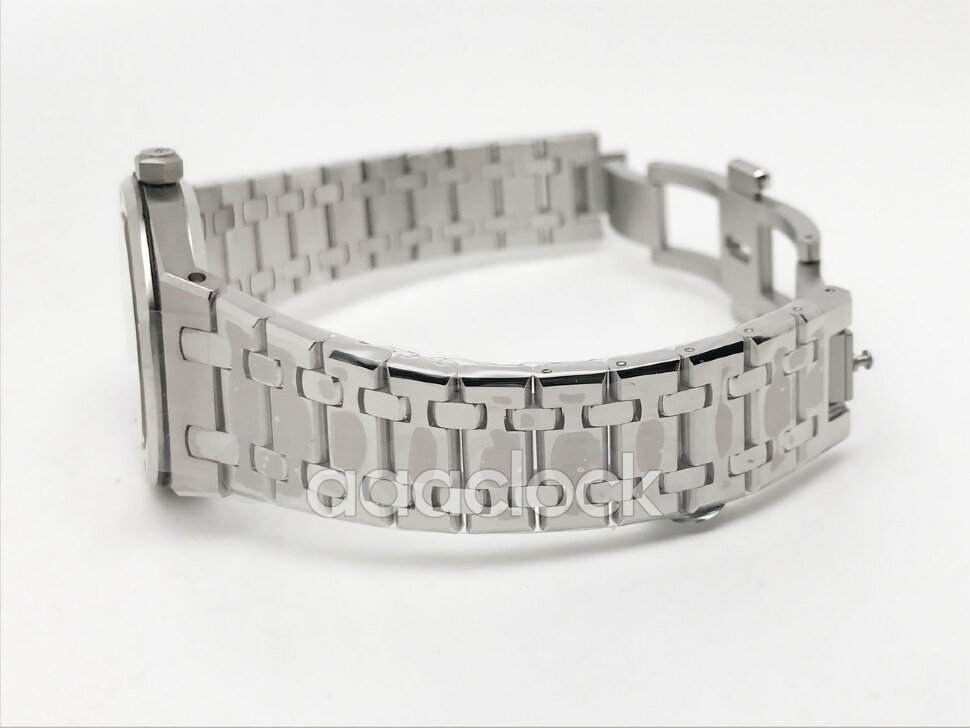 Audemars Piguet Royal Oak Quartz 67651IP.ZZ.1261IP.03 Арт. AP-0297 Арт. AP-0297
