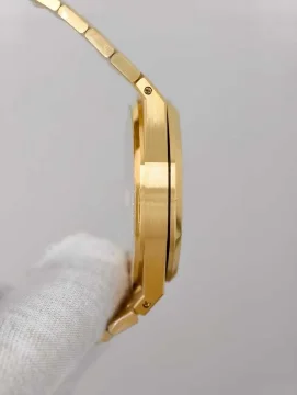 Audemars Piguet Royal Oak Jumbo Extra-thin Openworked 16204BA.OO.1240BA.01
